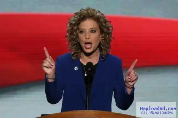 Democratic Party chair resigns after email leak